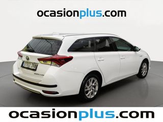 Toyota Auris 140H Touring Sports Active 100 kW (136 CV)
