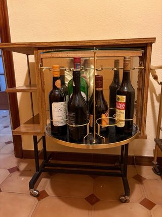 Mesa bar vintage madera y cristal