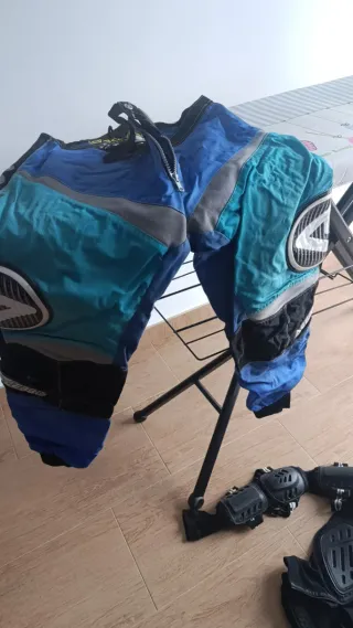 Casco de Motocross Wolf