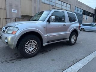 Mitsubishi GLS 3.2 DID 2004