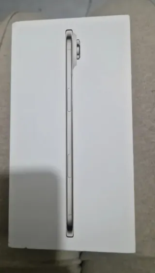 iPhone Air Dorado 256 Gb Esta nuevo sin estrenar