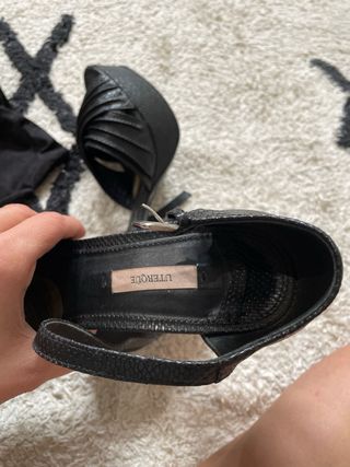 Sandalias Uterque Piel Tacón Plataforma