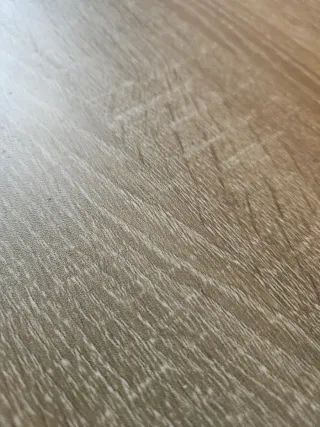 Mesa de escritorio madera y metal