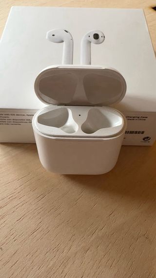 Apple AirPods 2ª Gen