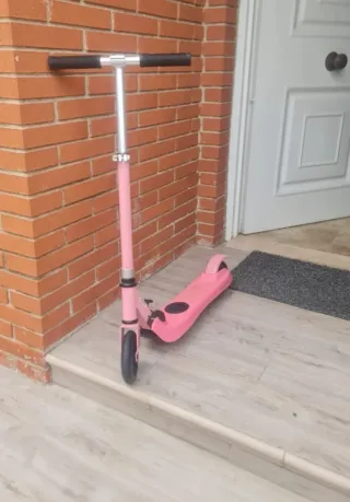 Patinete Eléctrico Rosa