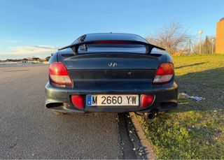 Hyundai Coupe