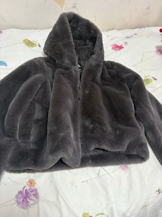 Abrigo pelo niña Zara T.10 (140cm)