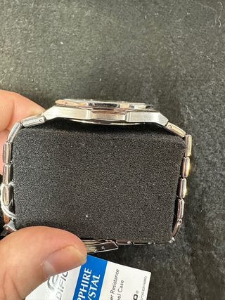 Reloj Casio Edifice Plata y Blanco