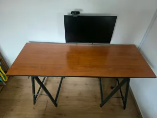 Escritorio, tabla de madera 160×60cm