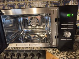 Microondas Hyundai 28L Negro