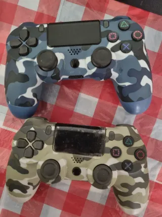 PS4 500GB con +de 25 Juegos Físicos y Digitales