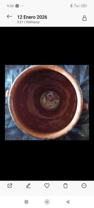 Tinaja de cerámica antigua