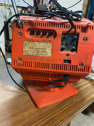 Televisor Portátil Antiguo Sharp Naranja