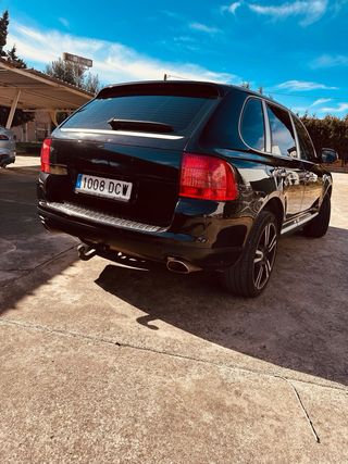 Porsche Cayenne 2005