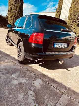 Porsche Cayenne 2005
