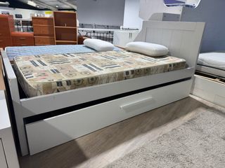 Cama nido blanca de madera