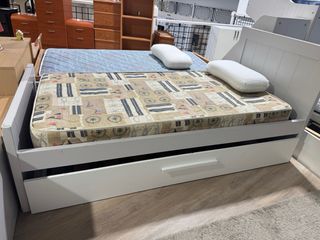 Cama nido blanca de madera