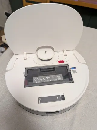 Ecovacs Deebot N8 + Accessori