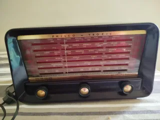 Rádio Philco Tropic A36555 para restaurar, 1941