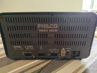 Rádio Philco Tropic A36555 para restaurar, 1941