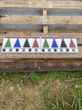 Cenefa 14x28 cm 4 pinos