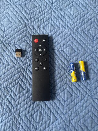 Mando a distancia universal + USB + Pilas