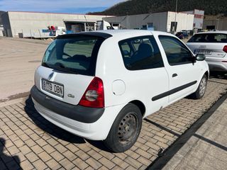 Renault Clio 2004