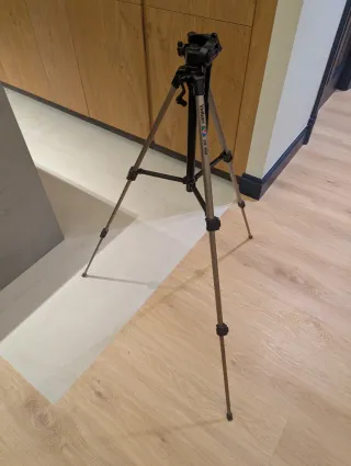 Trípode Velbon CX 460 con funda