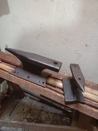 Antiguos Yunques de Herrero