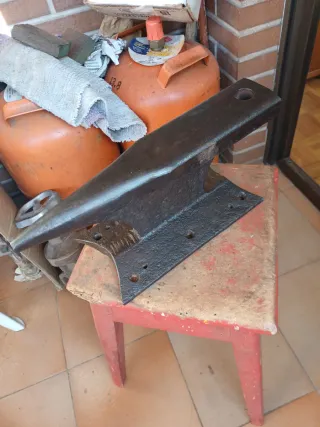 Antiguos Yunques de Herrero