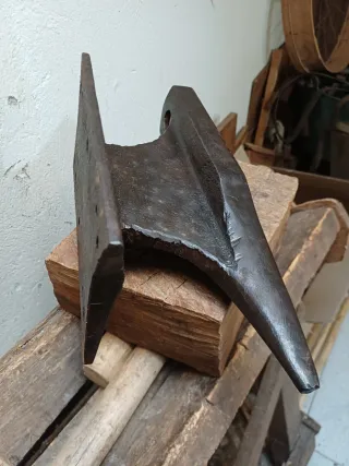 Antiguos Yunques de Herrero