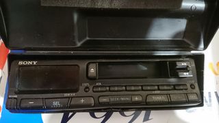 Frontal sony xr-3500