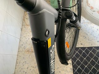 Bicicleta Eléctrica HillMiles Gris