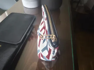 Neceser Yves Saint Laurent Negro y Tommy Hilfiger