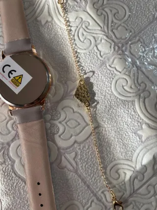 Reloj Yolako con pulsera