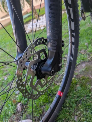 Bicicleta Berria Bravo Carbono MTB