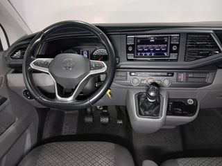 VOLKSWAGEN CARAVELLE CORTA KOMBI 2.0 TDI 110 CV