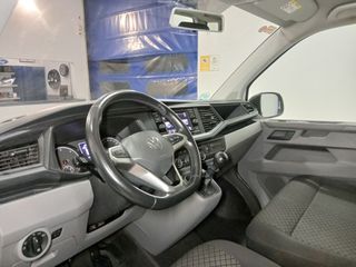 VOLKSWAGEN CARAVELLE CORTA KOMBI 2.0 TDI 110 CV