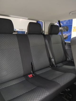 VOLKSWAGEN CARAVELLE CORTA KOMBI 2.0 TDI 110 CV