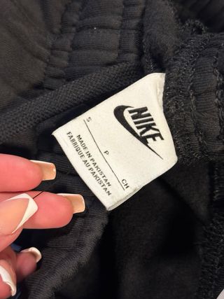 Pantalones Nike Negros con Logo