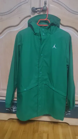 Chubasquero niño Jordan verde