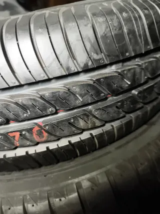 Neumático nuevo marca FIRESTONE