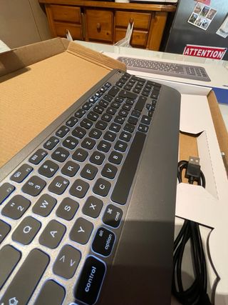 Teclado Bluetooth iluminado Alemán para iMac/iPad