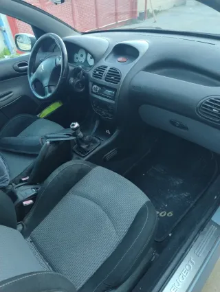 Peugeot 206  cabrio 2003 cv 136