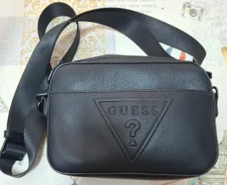 Bolso bandolera Guess negro hombre