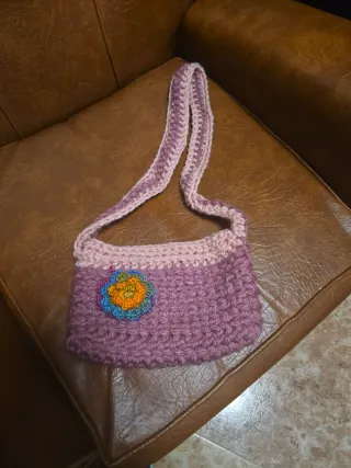 Bolso tejido para niña