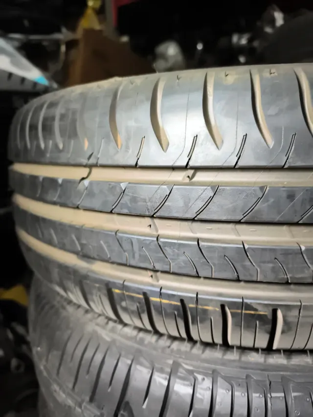 Neumático nuevo marca MICHELIN