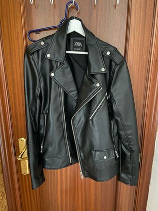 Chaqueta Cuero Negra Zara Talla L