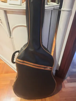 Guitarra Admira Clásica