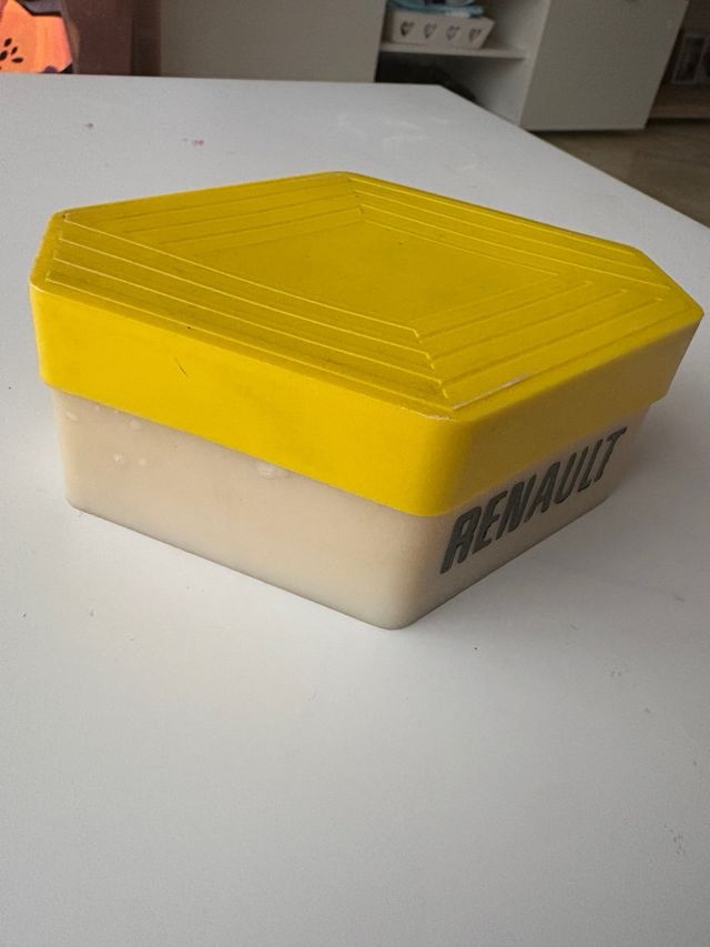 Caja bombillas Renault